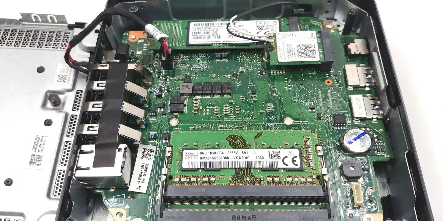 Міні-ПК Asus CN65 ChromeBox 3 — Kompik